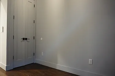 Rented by Rennit Inc.