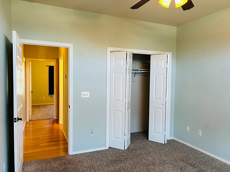 15 Mills Dr — Photo 24
