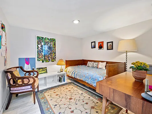 Sold by Corcoran | media 8