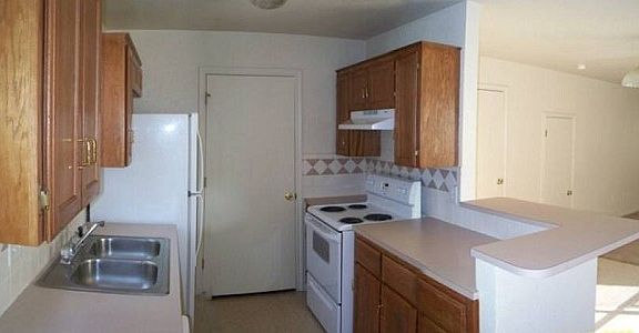 2nd image of 2911 Cantabrian Dr APT C