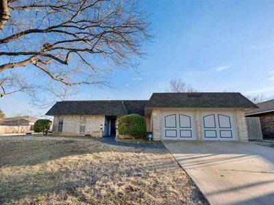 7202 NW Eisenhower Dr, Lawton, OK, 73505
