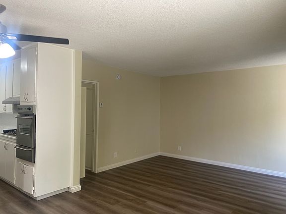 2nd image of 18564 Clark St Unit 5