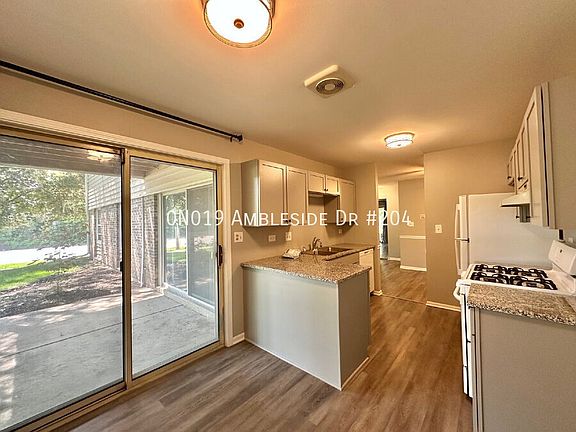 5th image of 0N019 Ambleside Dr Unit 204