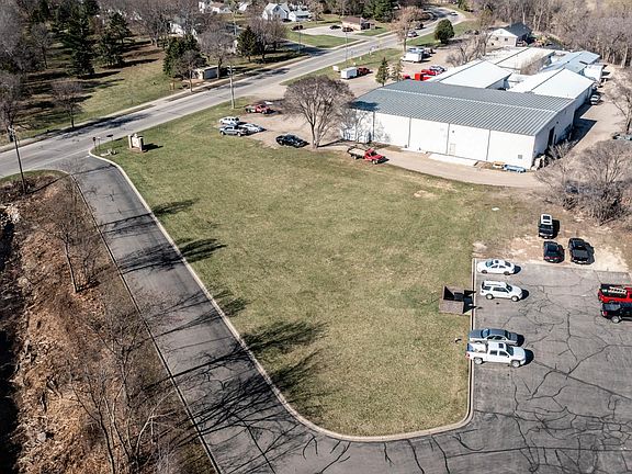4th image of Weaver Ln