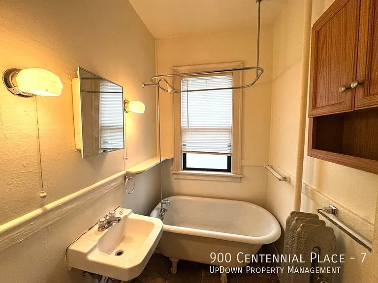 900 Centennial Pl #7 — Photo 6