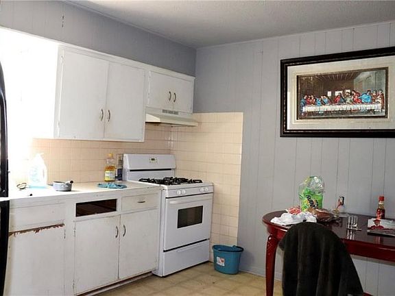 2nd image of 101 S Campbell Dr #103