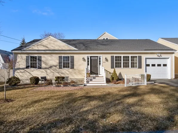 30 Arthur St #2, Maynard, MA 01754