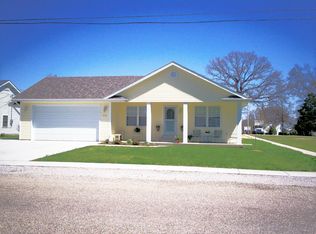 212 N Franklin St, New Baden, IL