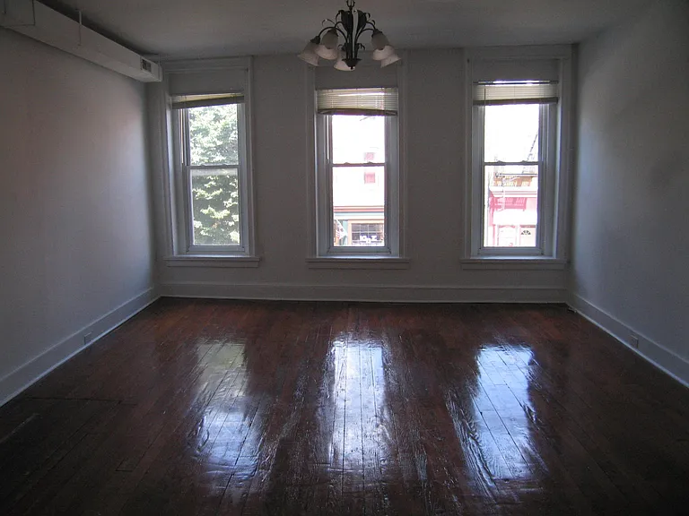 1034 S Charles St #1034 — Photo 2