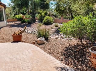 1451 N Old Adobe Dr, Green Valley, AZ 85614