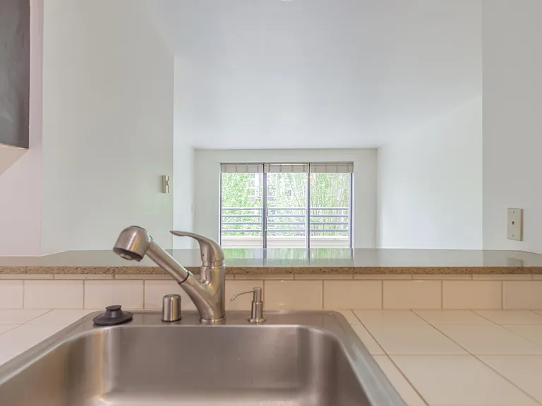 3401 Wallingford Ave N — Photo 7
