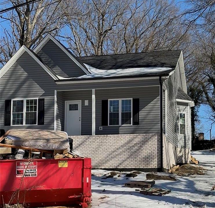 1st image of 1213 Bellevue St