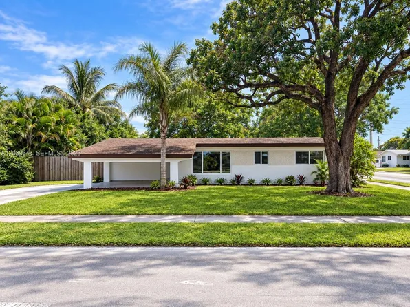 1701 N 46th Ave, Hollywood, FL 33021