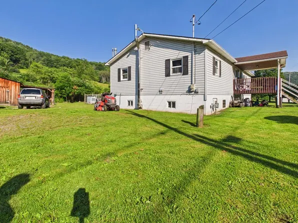 2292 Sartwell Creek Rd, Port Allegany, PA 16743