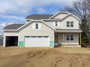 7383 Black Brook Dr, Zeeland, MI