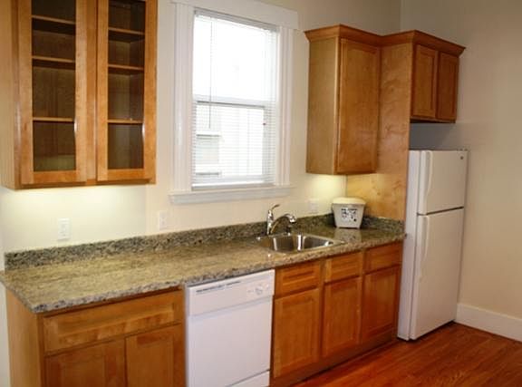 5th image of 2108 Hayes St