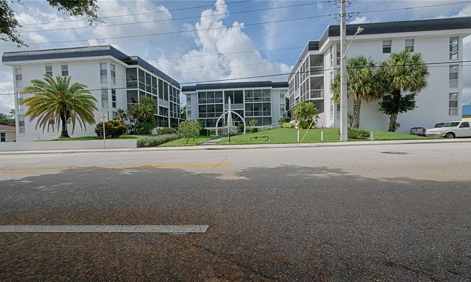 1st image of 630 SE Ocean Blvd APT C-6