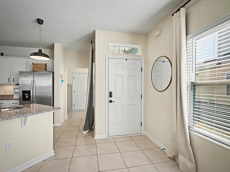 101 Java Ln — Photo 4