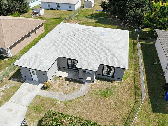 3rd image of 1675 Fruitwood Dr