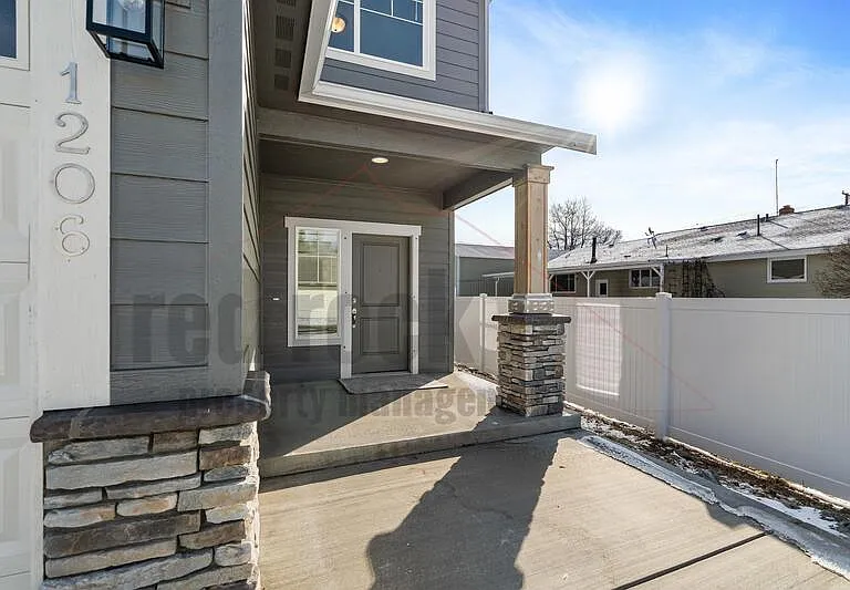 1228 N Tschirley Rd #1 — Photo 27
