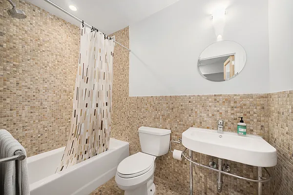 Rented by Douglas Elliman | media 31