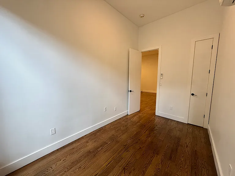 116 Seigel St #2 — Photo 9