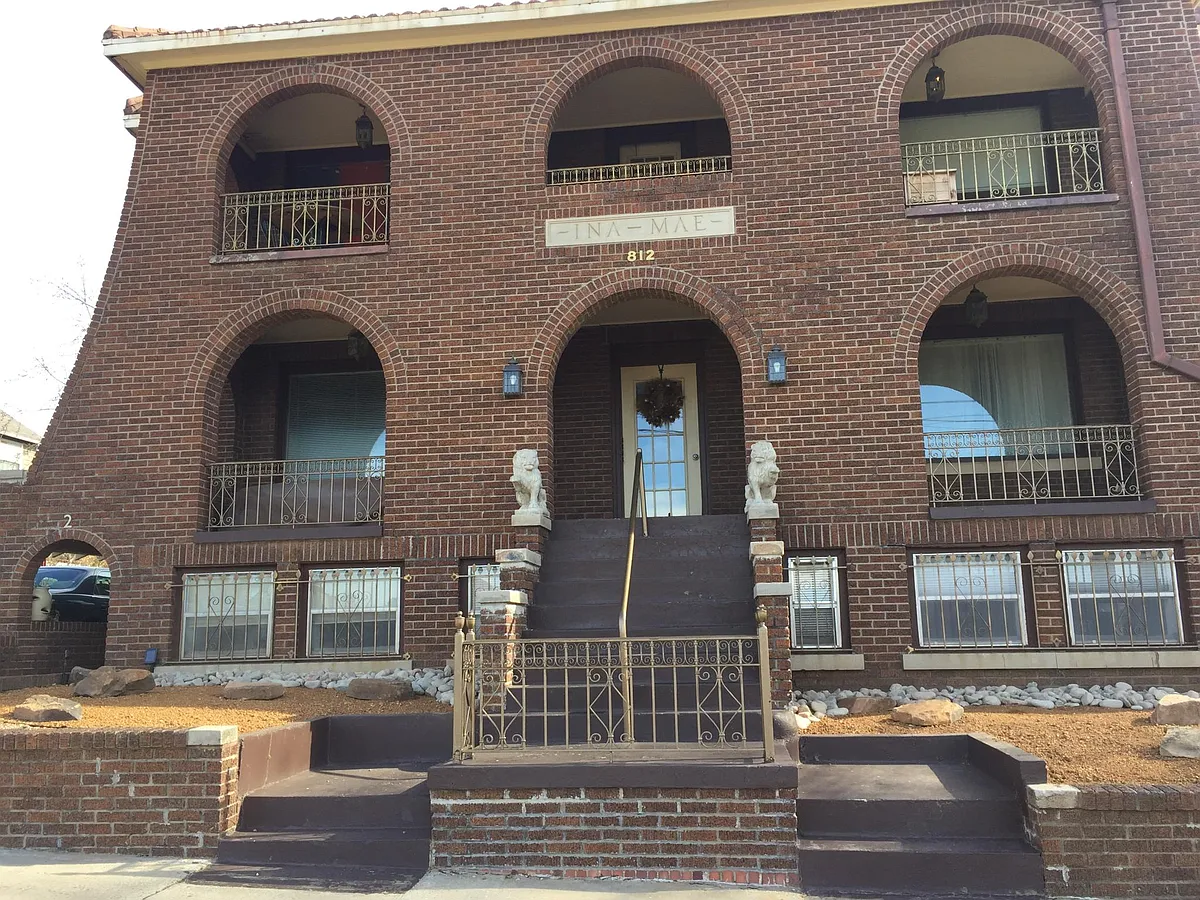 Building Photo - 812 N Lee Ave #5