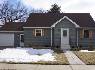404 E Tyler St, Morton, IL