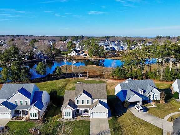 3rd image of 31859 Creek Shore Ct