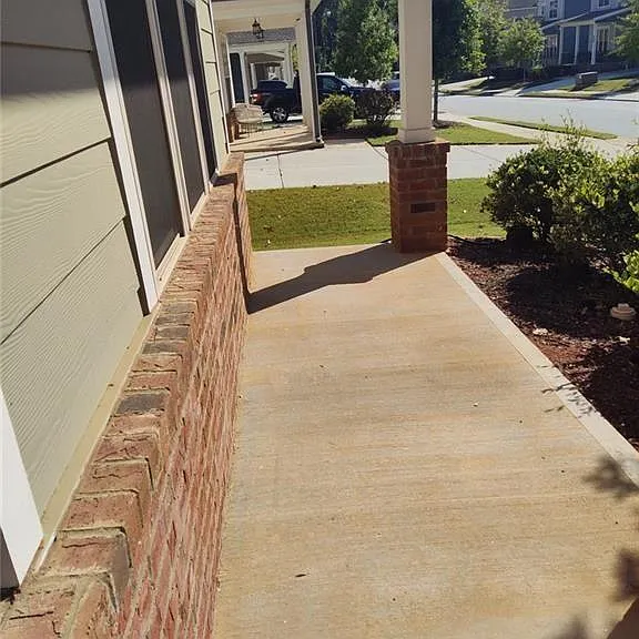 514 Avondale Hills Dr — Photo 3