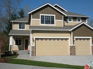 2301 11th Avenue Ct SE, Puyallup, WA 98372