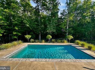 4853 Point Rd, Warrenton, VA 20187