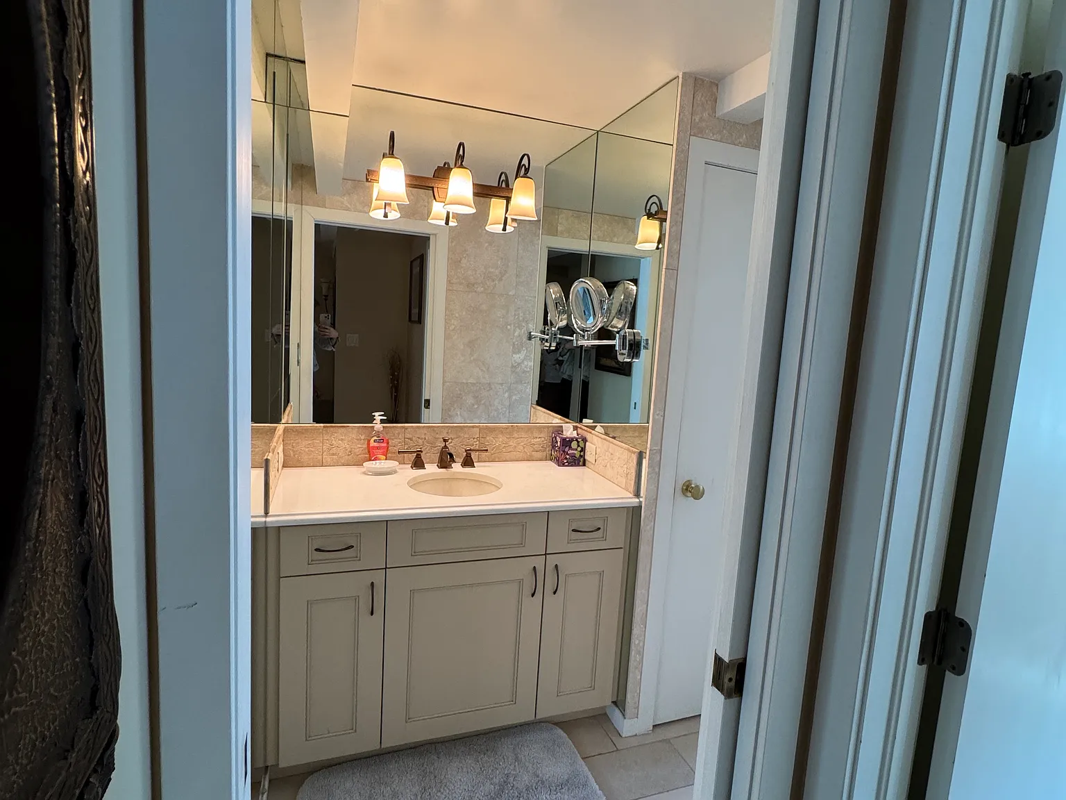 1 bed, 557 sqft, $7,500 — Photo 3