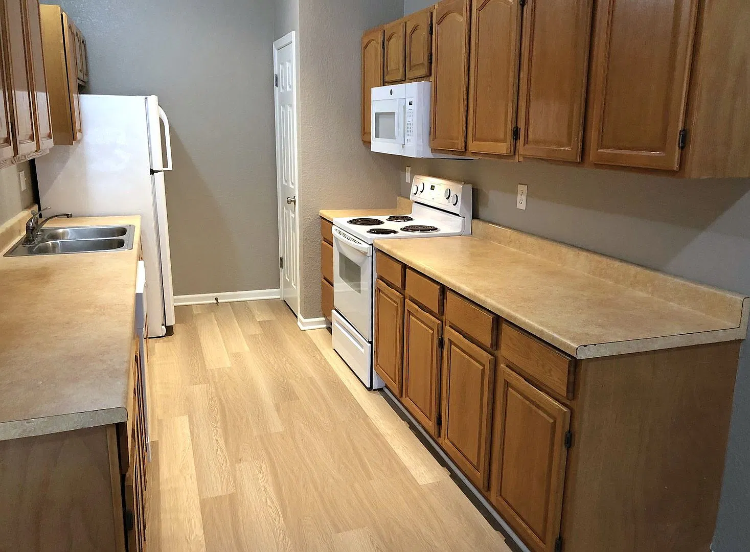 104 Logan Street — Photo 4