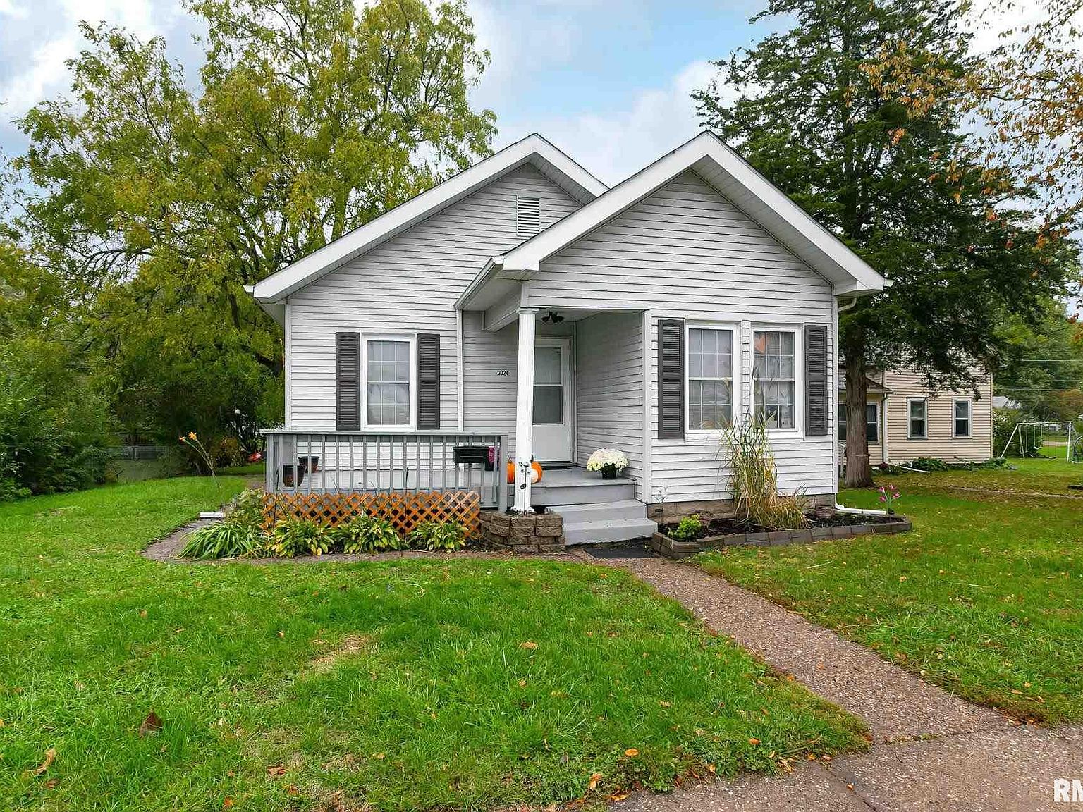 528 W 6th St Davenport, IA, 52803 - Apartments for Rent - Zillow