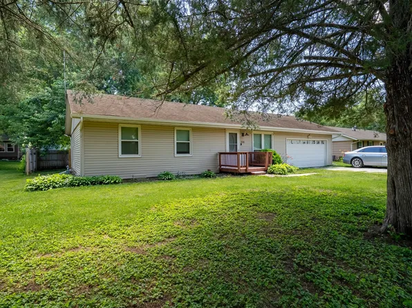 306 W Olive St, Minier, IL 61759