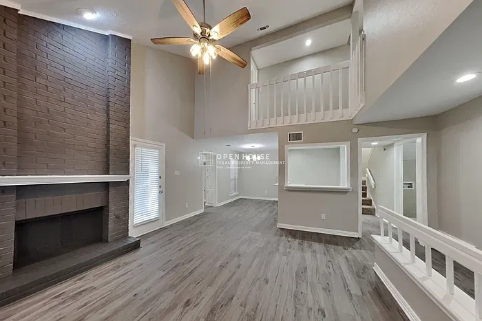 3 bed, 2.5 bath, 1499 sqft, $2,525 — Photo 4