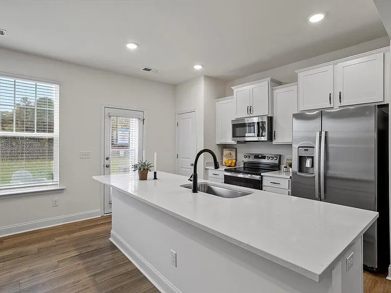 74 Amaryllis Ln — Photo 19