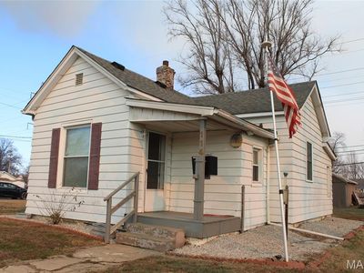 114 N Delmar Ave, Hartford, IL, 62048