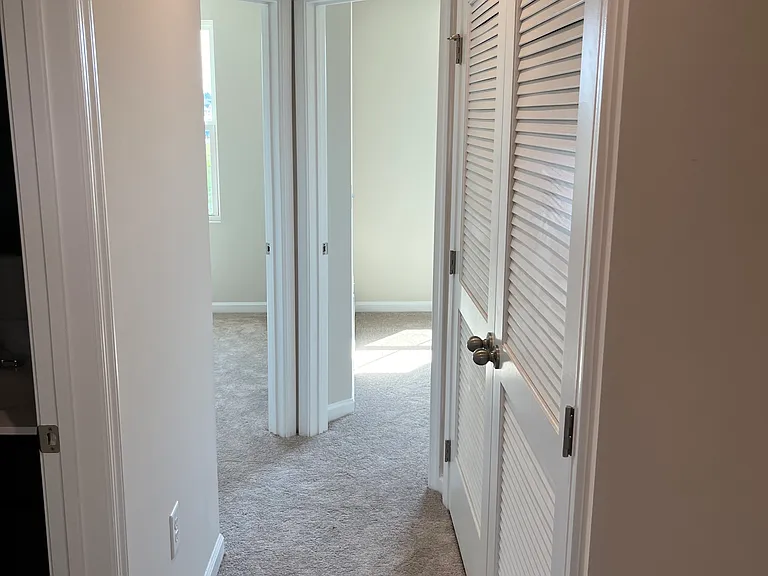 Carson Cir — Photo 12