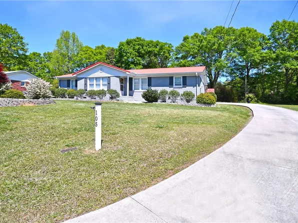 105 Ridgeland Cir, Easley, SC 29640