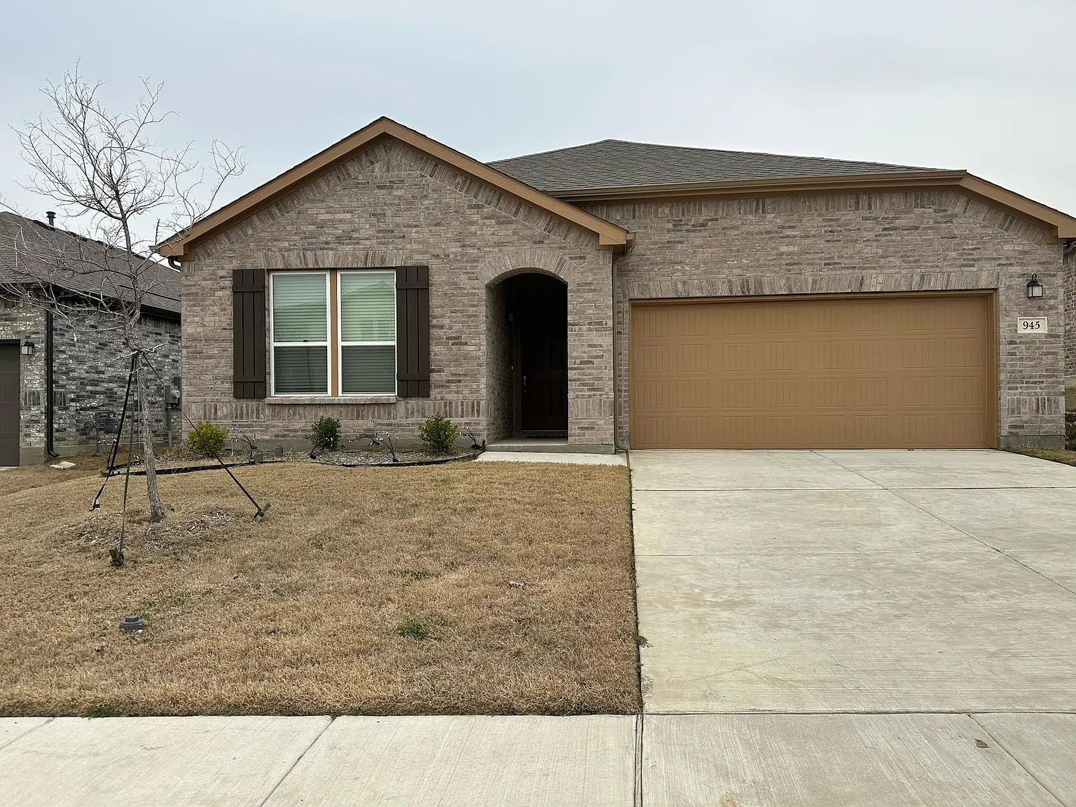 3 bed, 1610 sqft, $2,295 — Photo 1