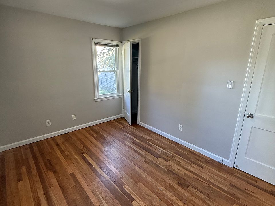 910 N Connecticut Ave, photo 9