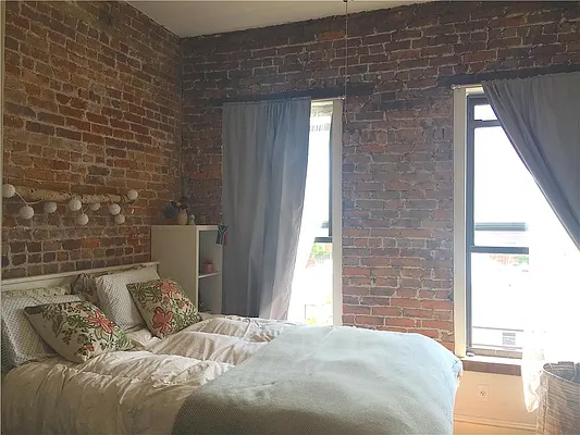 Rented by R New York | media 19