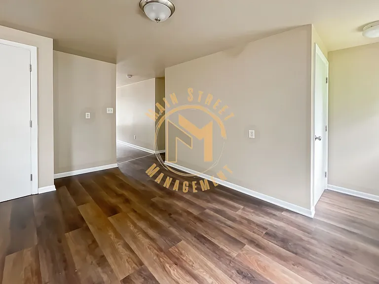 1849 Western Ave — Photo 11