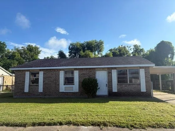 6704 Carver Dr, Marrero, LA 70072