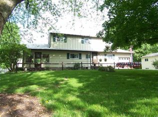 146 Thompson Rd, Rochester, NY 14623