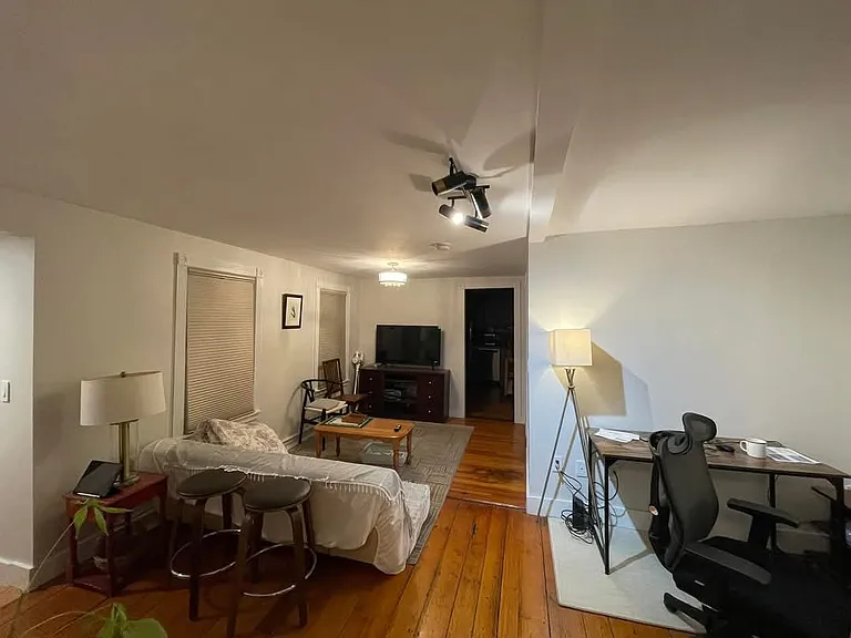 118 Otis St #1 — Photo 3