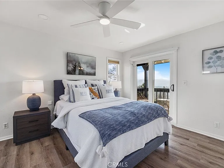 27775 Matterhorn Dr — Photo 12