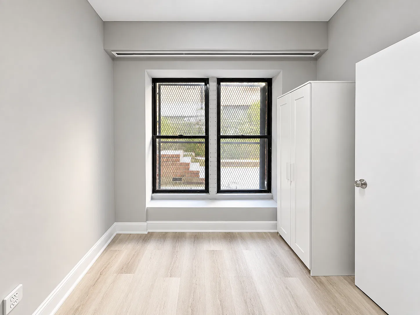 2172 Amsterdam Avenue — Photo 3